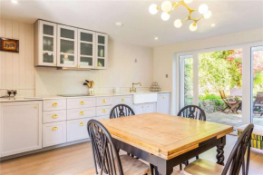 Idyllic Cotswold stone cottage
